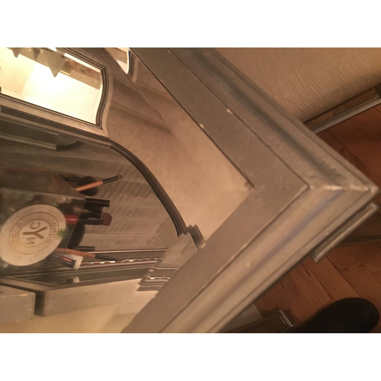 Pier 1 Hayworth Vanity & Vanity Bench - image-5