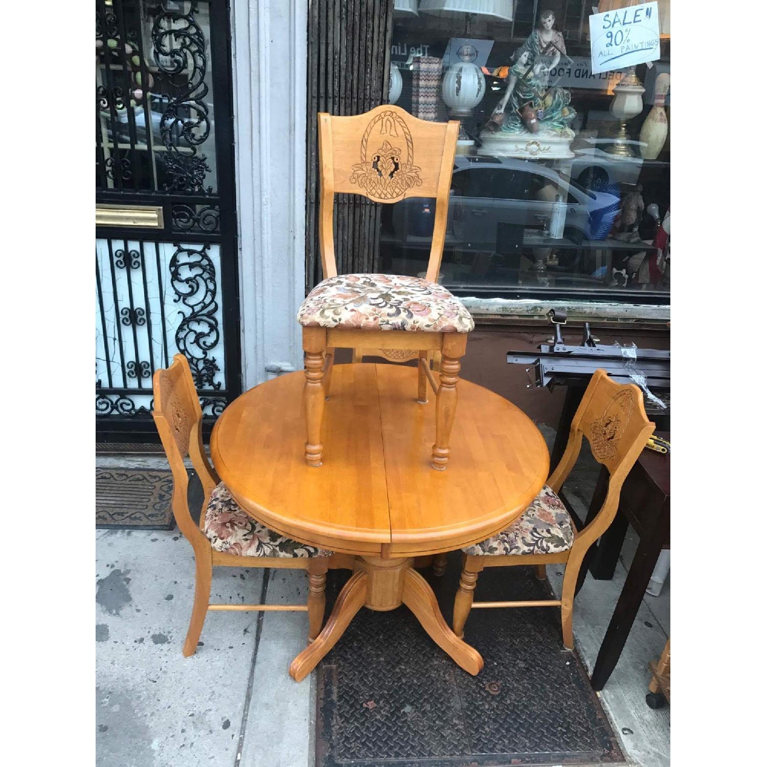 Expandable Kitchen Table w/ 4 Chairs - image-4