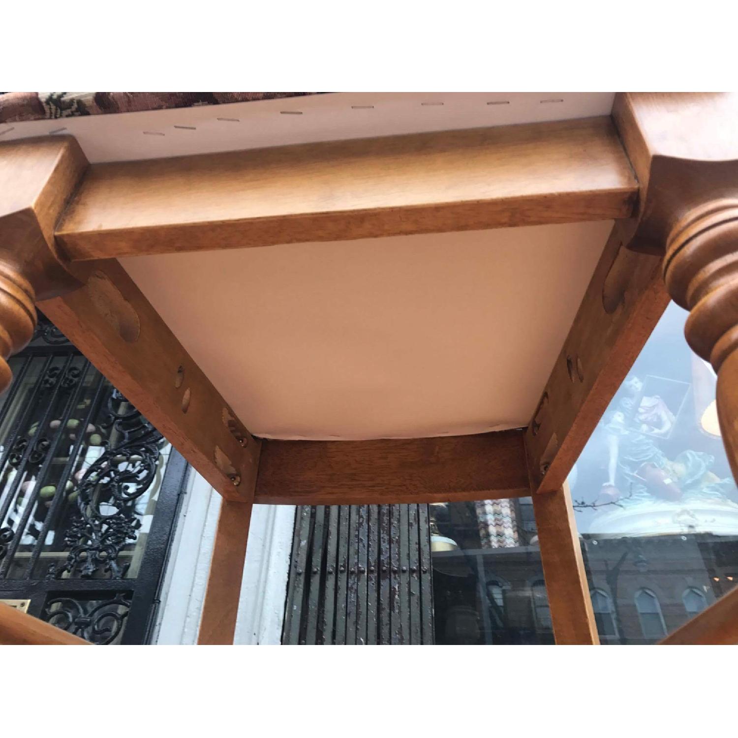 Expandable Kitchen Table w/ 4 Chairs - image-7