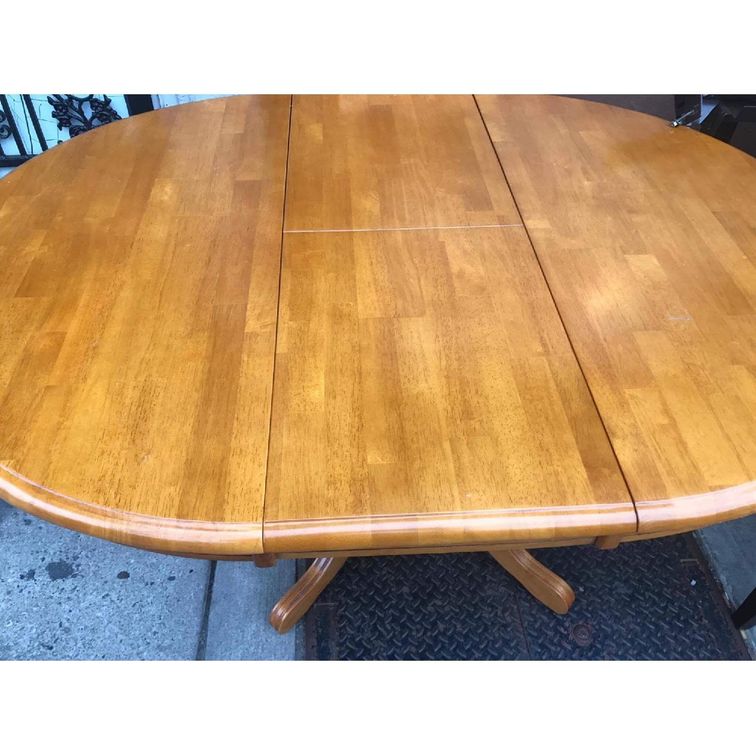 Expandable Kitchen Table w/ 4 Chairs - image-16