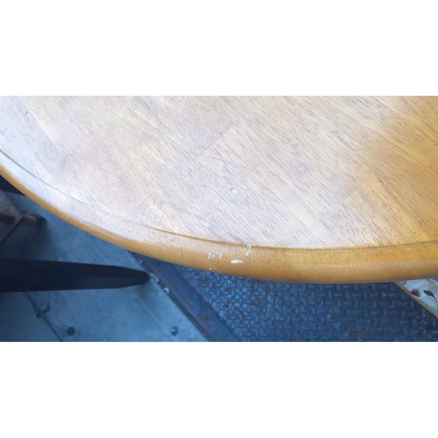 Expandable Kitchen Table w/ 4 Chairs - image-21