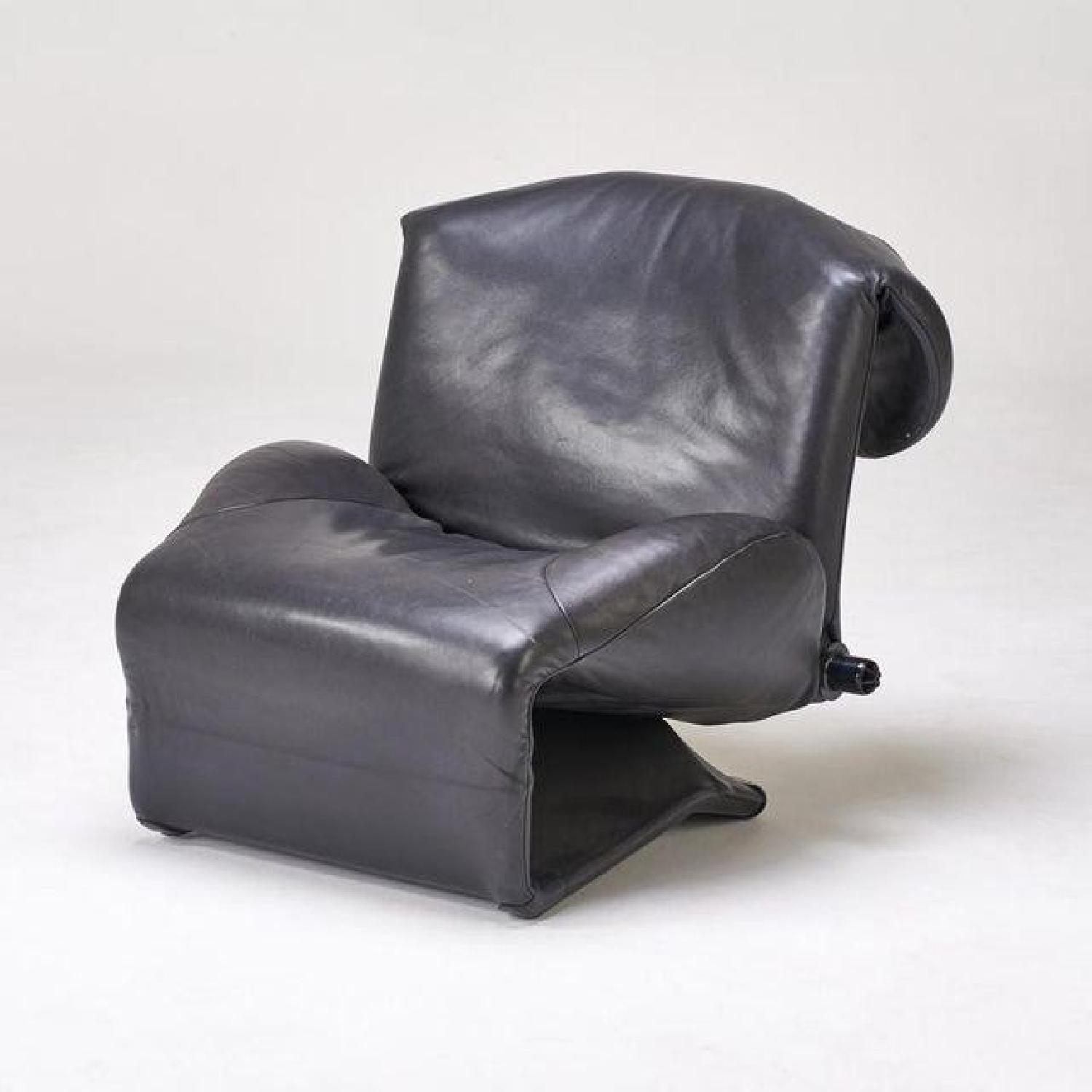 Cassina 1980 Toshiyuki Kita Wink Chair in Black Leather - image-3