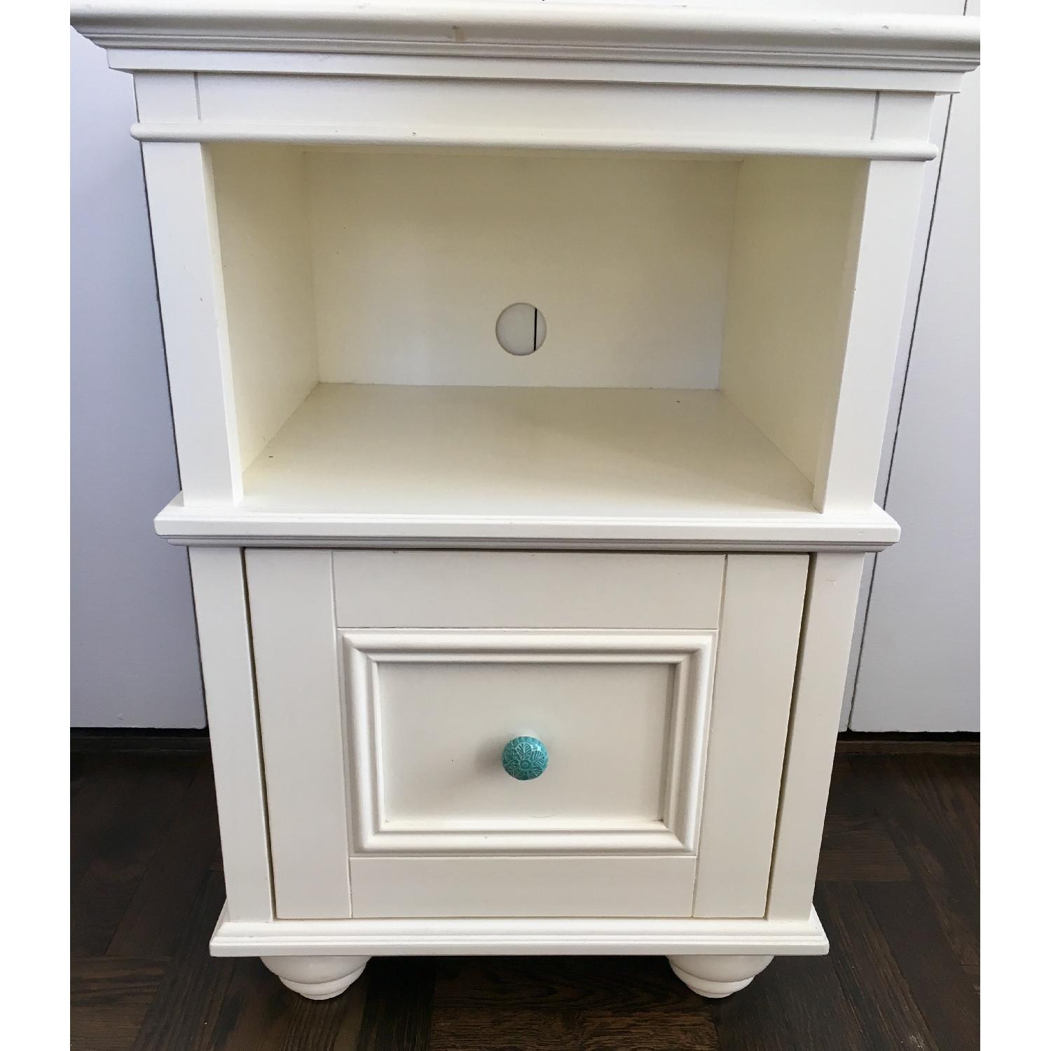 Ppttery Barn Teen Chelsea Bedside Table - image-3