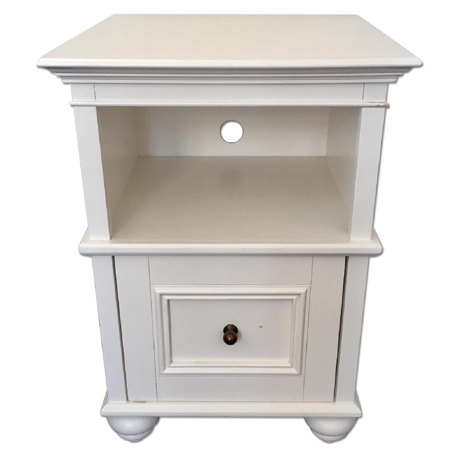 Ppttery Barn Teen Chelsea Bedside Table - image-8