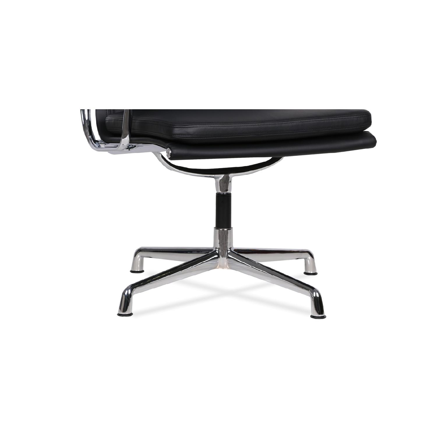 Aluminum Group Style Softpad Management Chair Replica in Black - image-5