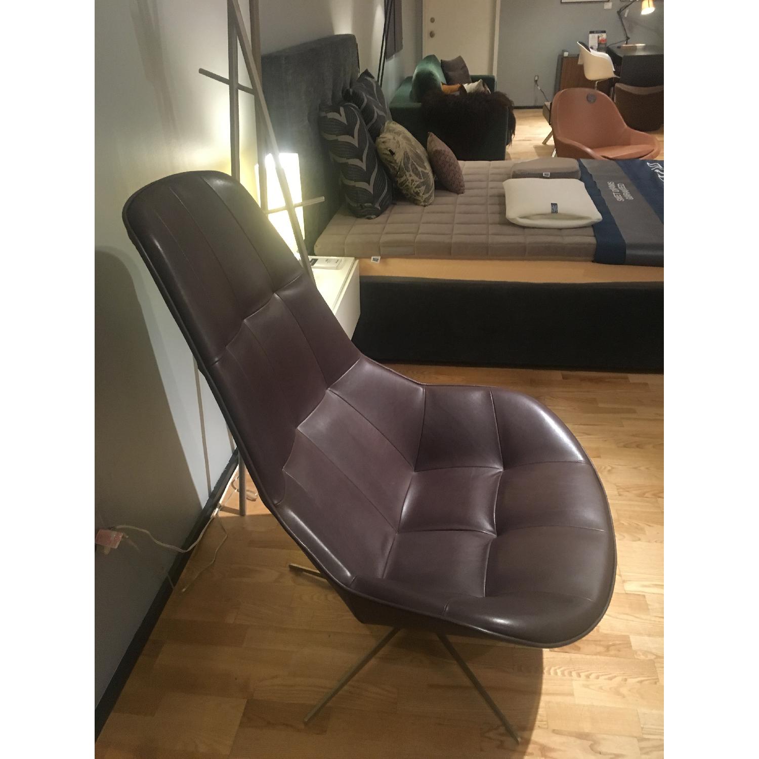 BoConcept Boston Chair w/ Swivel Function - image-1