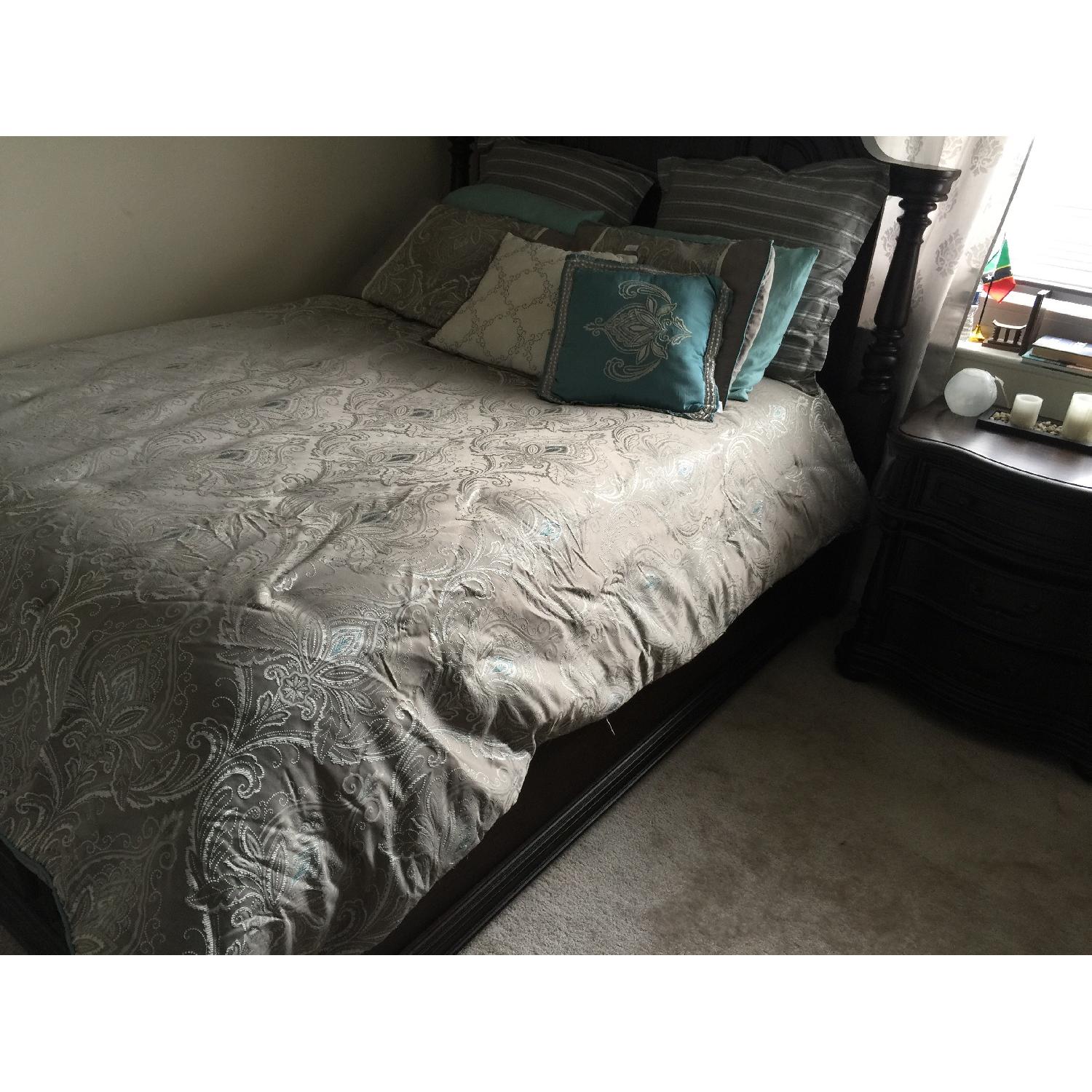 Havertys Queen Panel Bedroom Set AptDeco