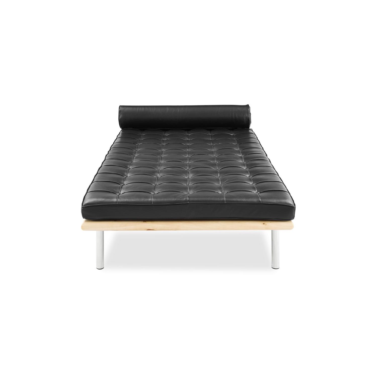 Barcelona Daybed Replica - image-0