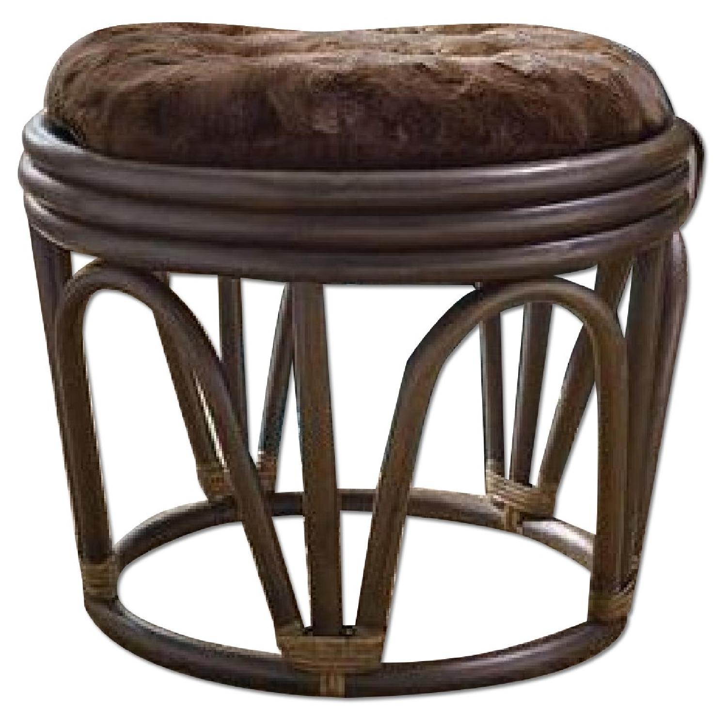 Pier 1 Papasan Chair & Matching stool - image-4