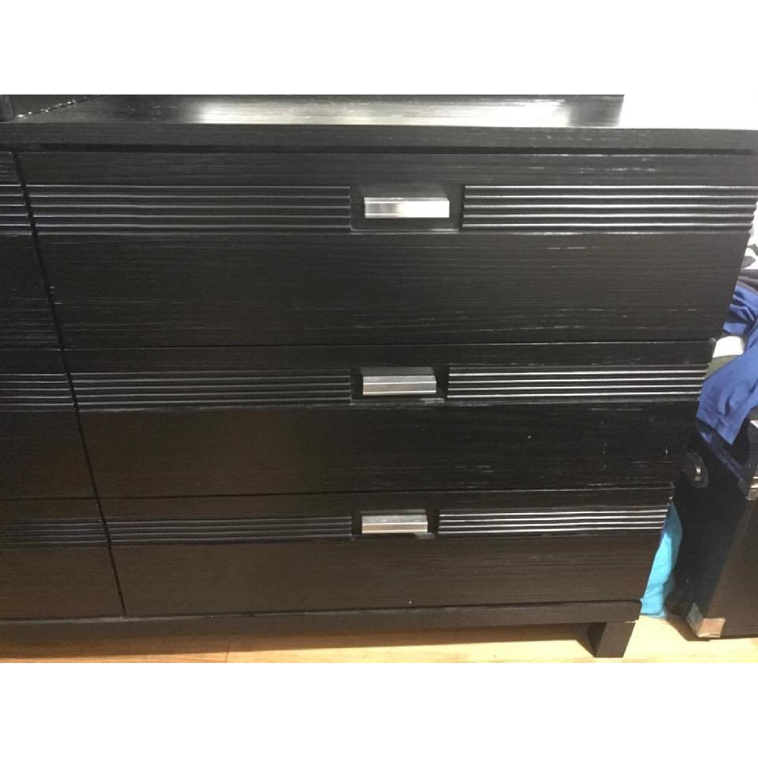 Rooms To Go Gardenia Black Dresser w/ Mirror - image-3