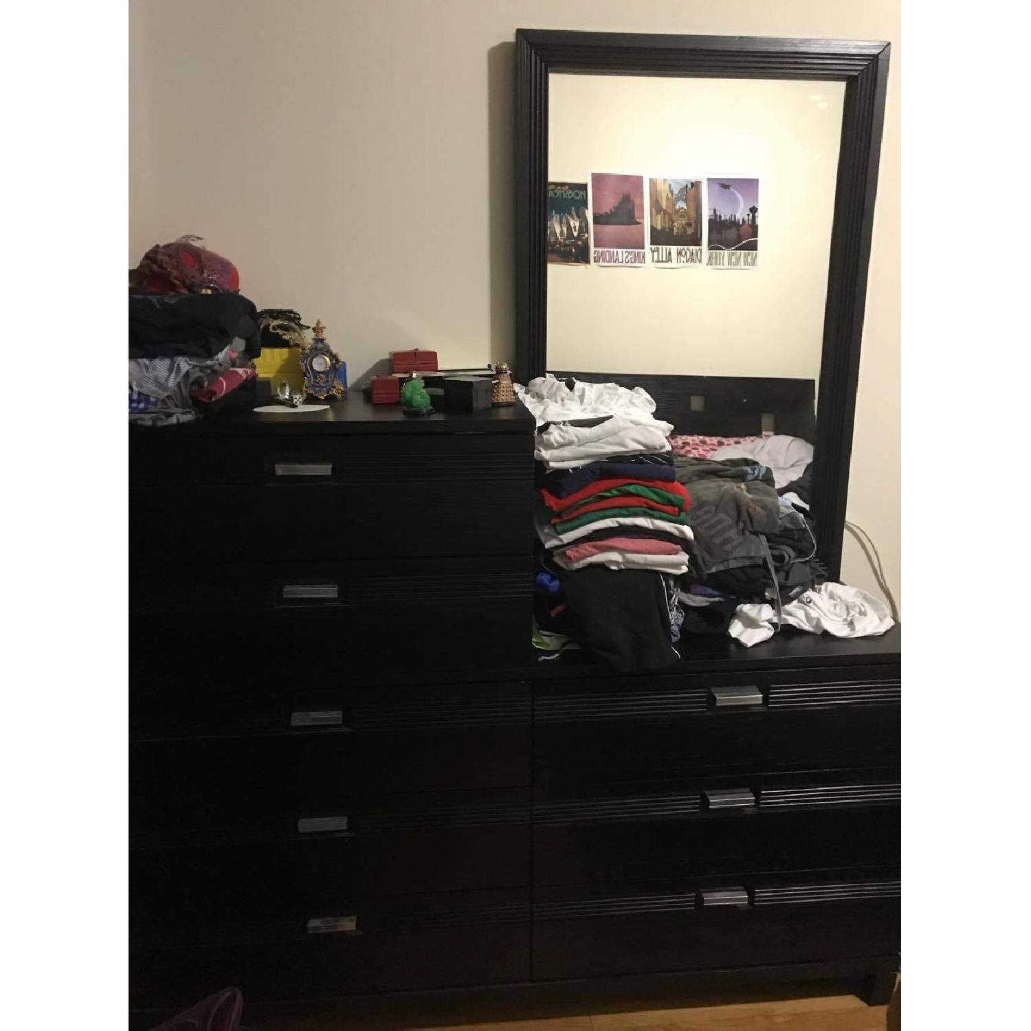 Rooms To Go Gardenia Black Dresser w/ Mirror - image-6