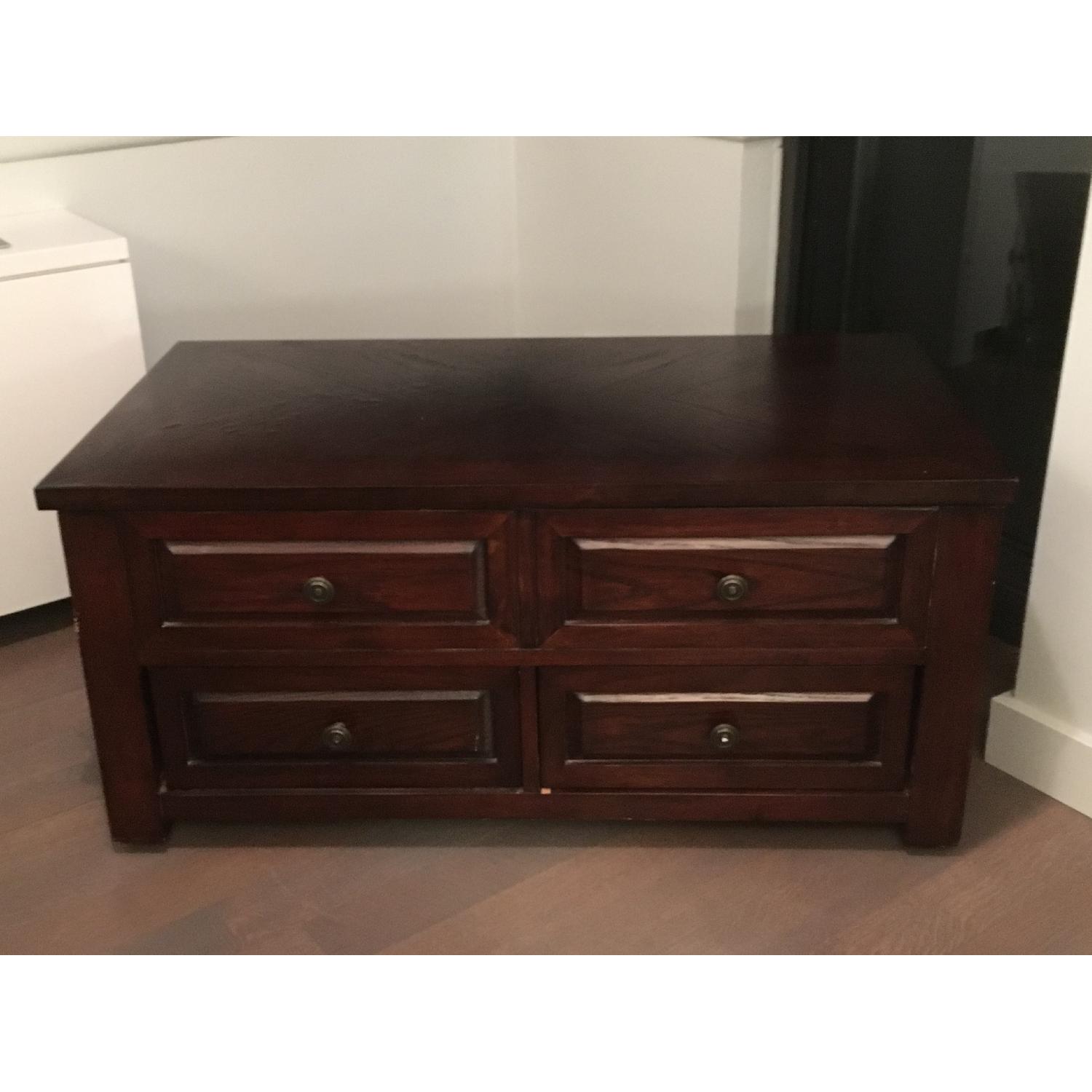 Raymour & Flanigan Lift Top Coffee Table - image-1