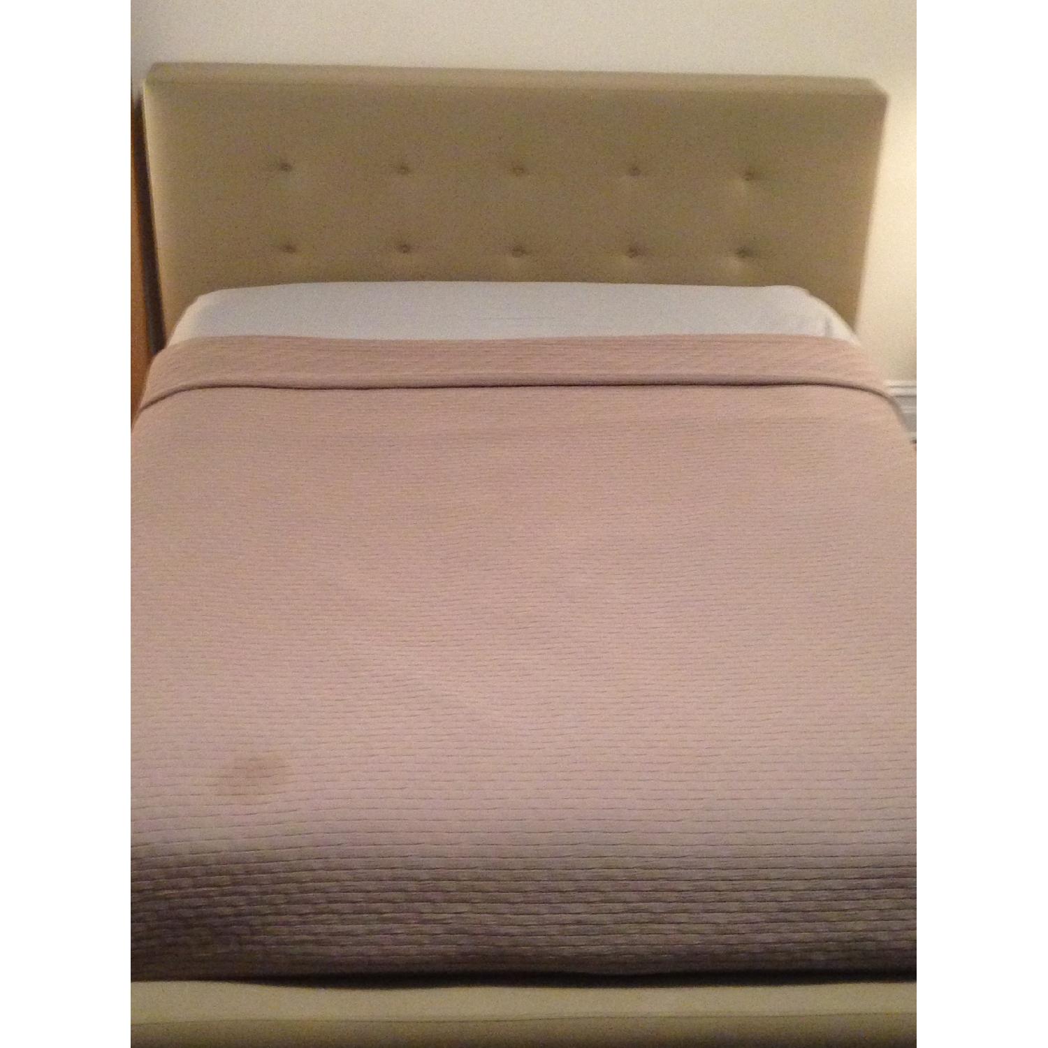 Crate & Barrel Upholstered Modern Tufted Queen Size Bed Frame - image-2