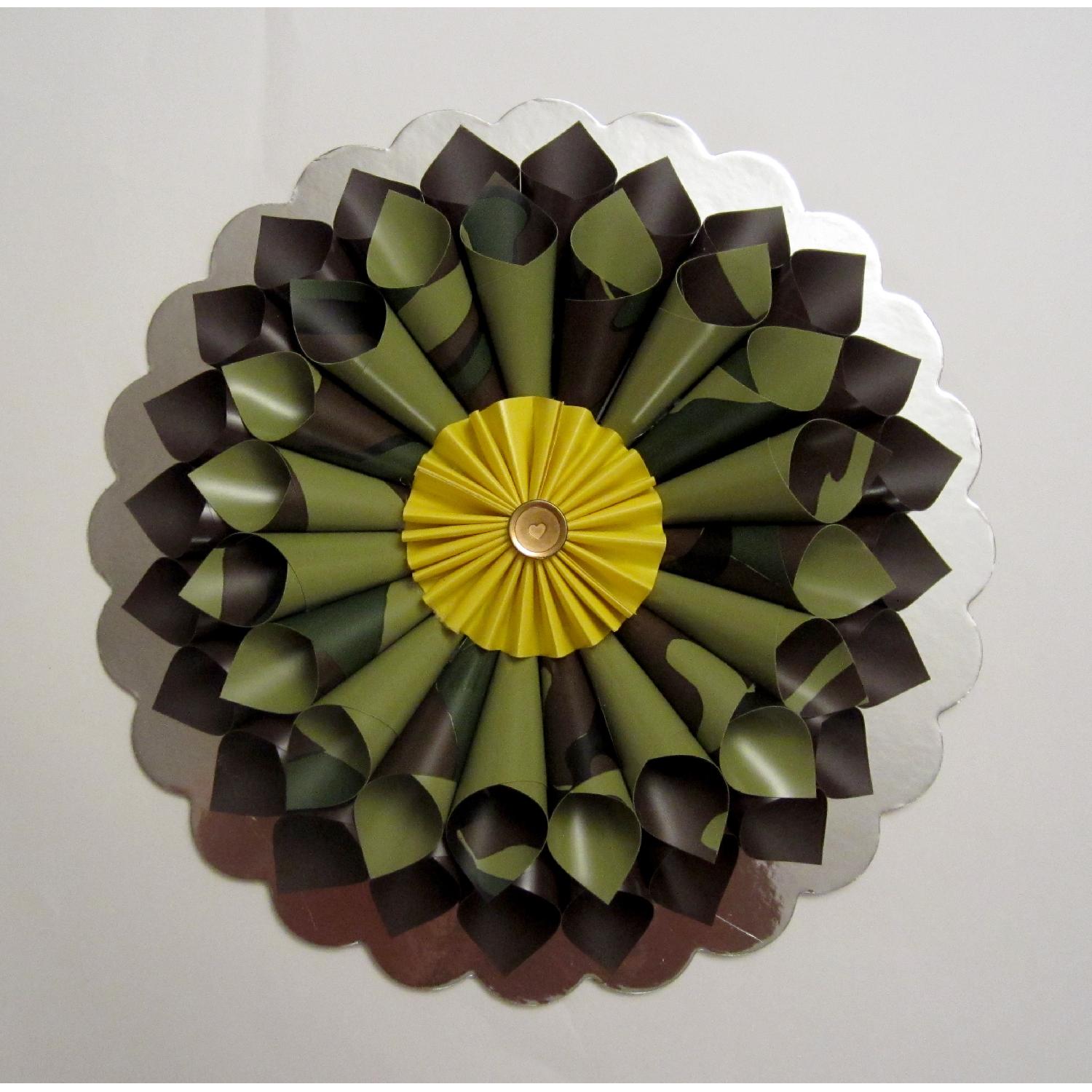 Multi-Colored Faux Leather (Vinyl) Wreath Honor Our Troops on Silver Plate - image-4