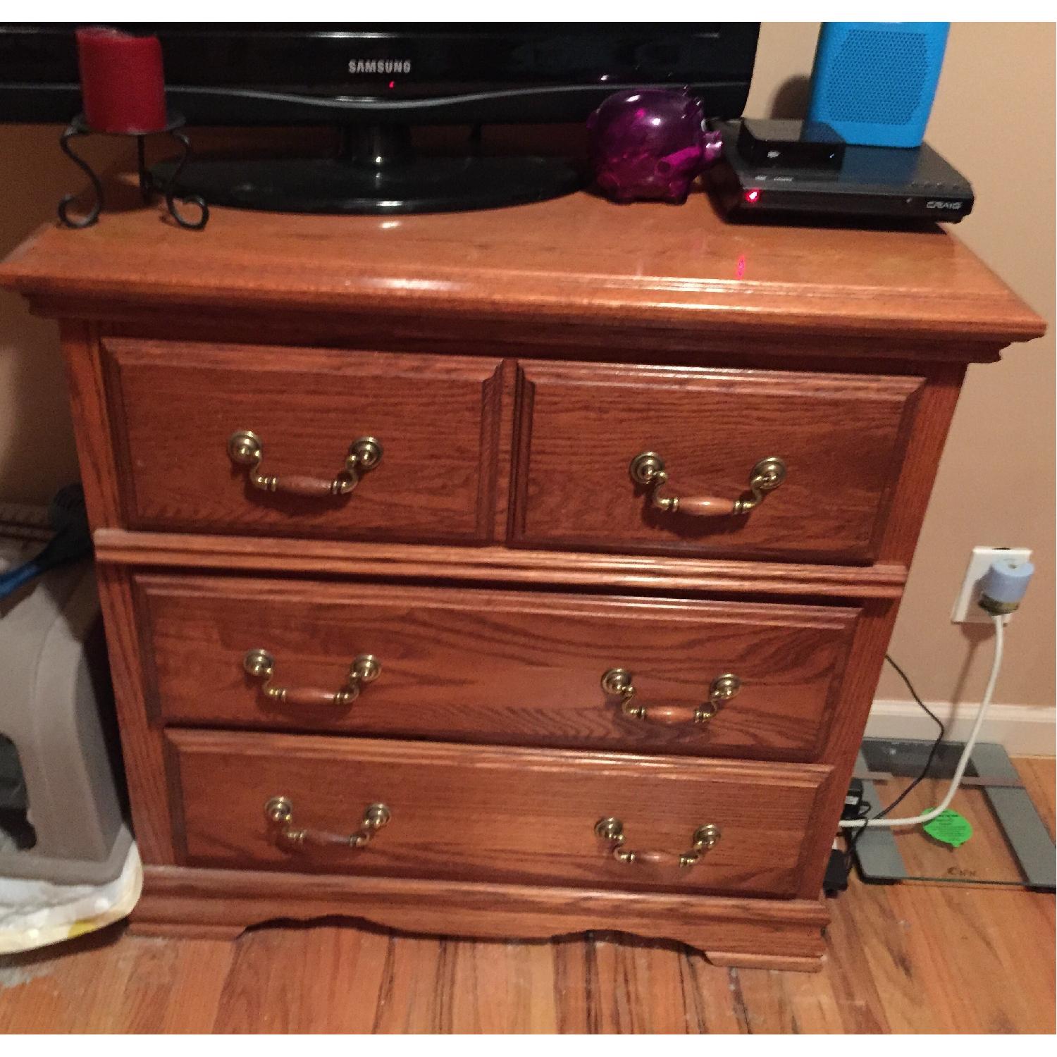 Solid Oak 3 Piece Bedroom Set - image-3