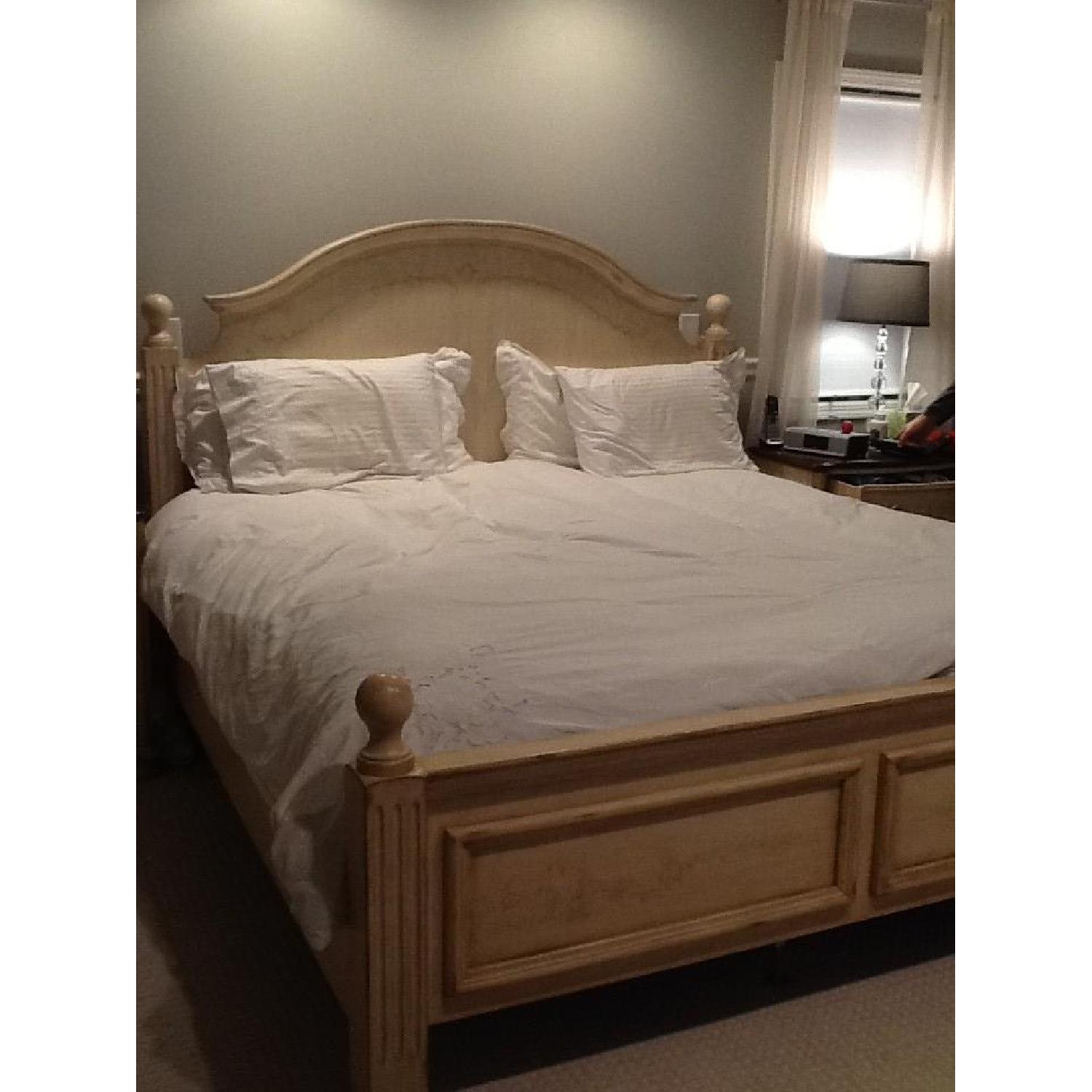 Hooker Furniture Seven Seas King Bedroom Set - image-4