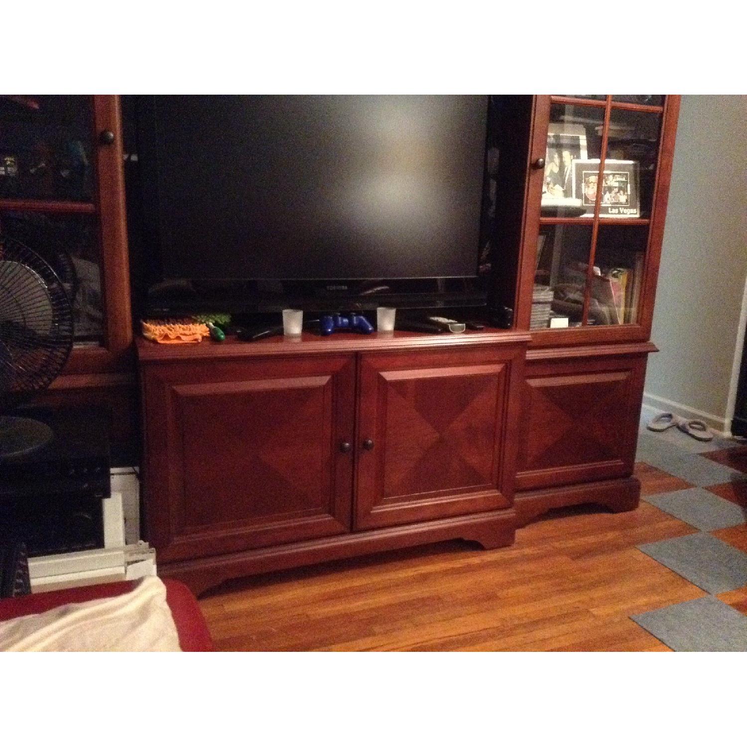 Raymour & Flanigan Entertainment Unit - image-6