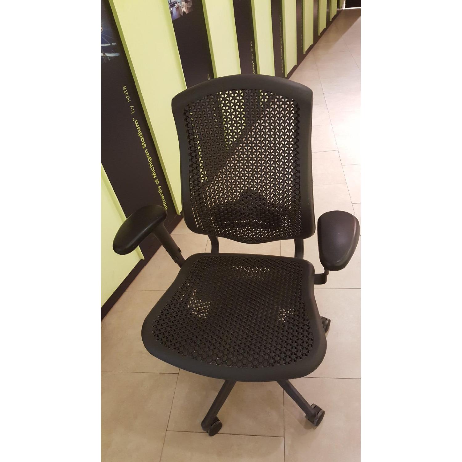 Herman Miller Office Chairs w/ Armrest - image-1