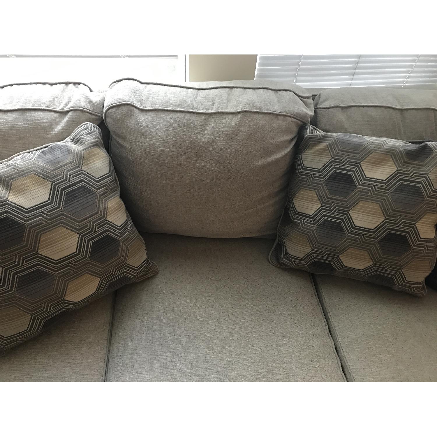 Ashley's Benchcraft Sofa & Ottoman - image-3