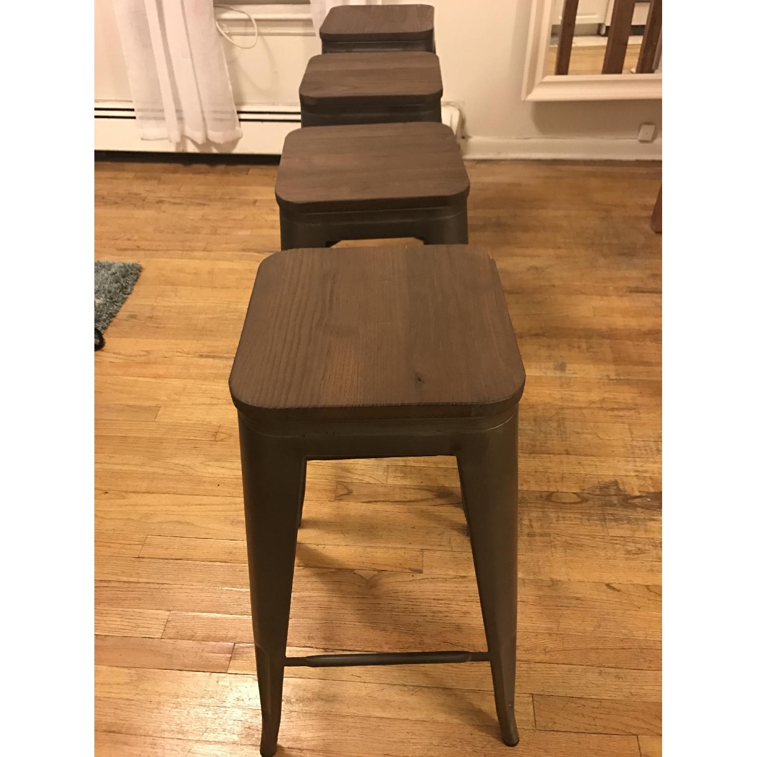 BTExpert Bar Stools - image-1