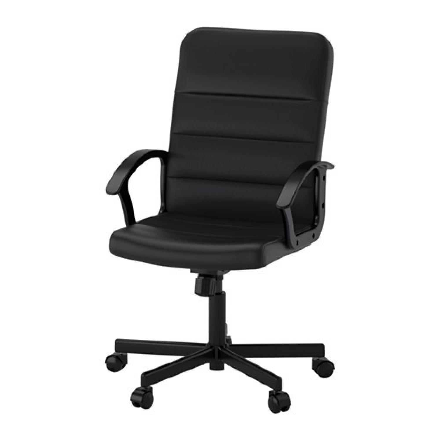Ikea Renberget Swivel Chair in Bomstad Black - AptDeco