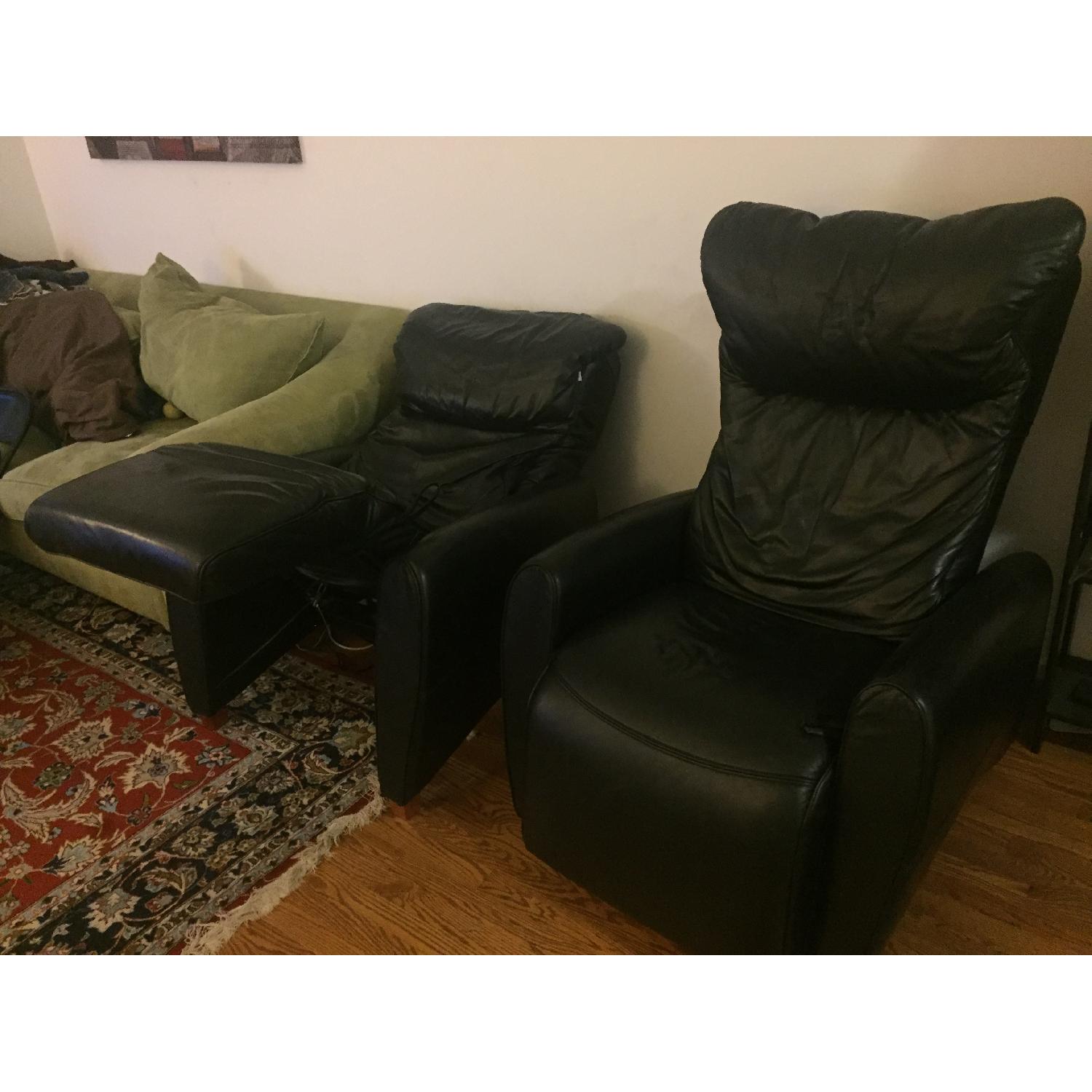 Automatic Leather Recliners w/ Tempur-pedic Headrest - image-3