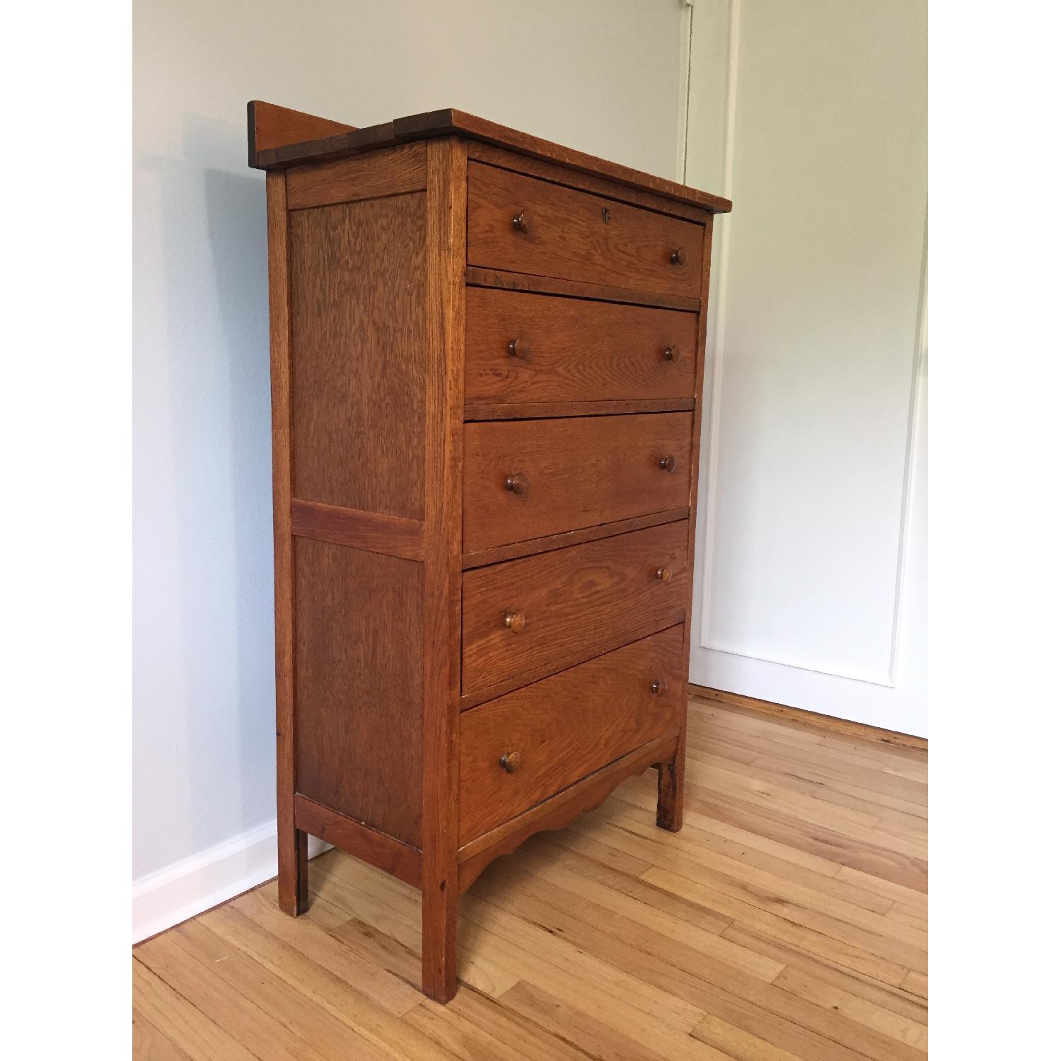Antique Tiger Oak 5Drawer Dresser AptDeco