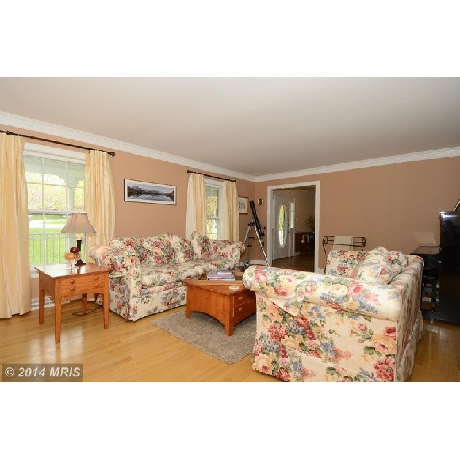 Pennsylvania House Floral Couch + Love Seat - image-6