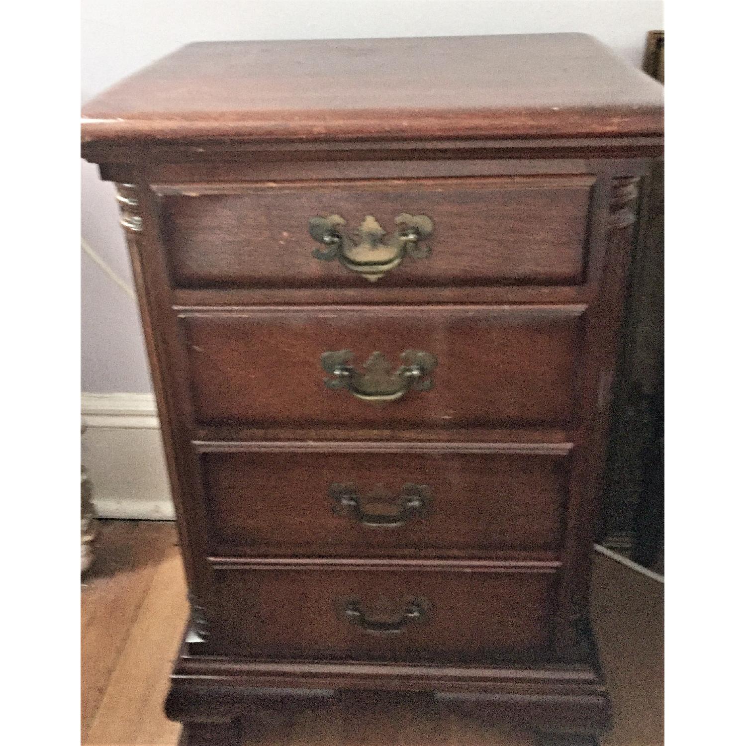 Vintage Kling Solid Mahagony Nightstand w/ 4 Drawers AptDeco