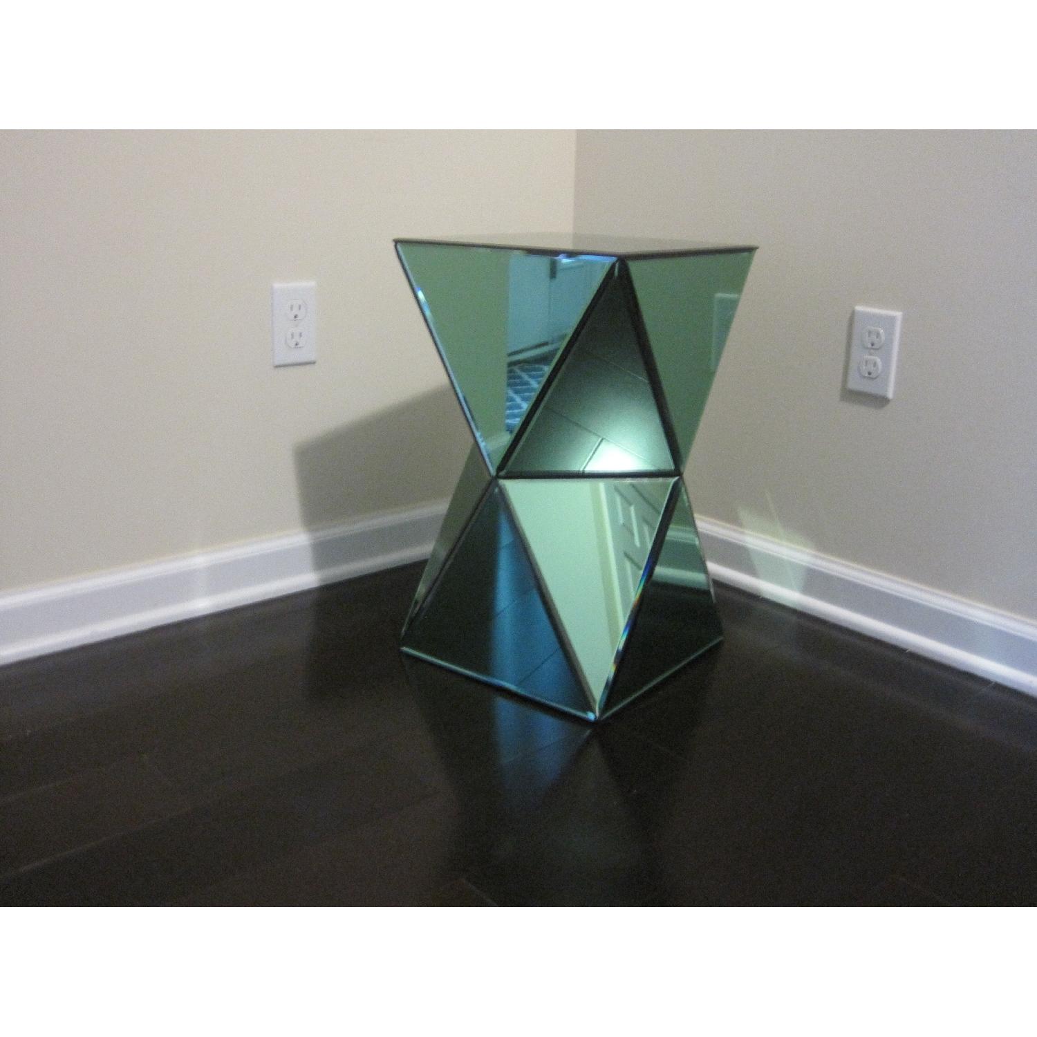 Bungalow 5 Romano Side Table in Emerald Green - image-3