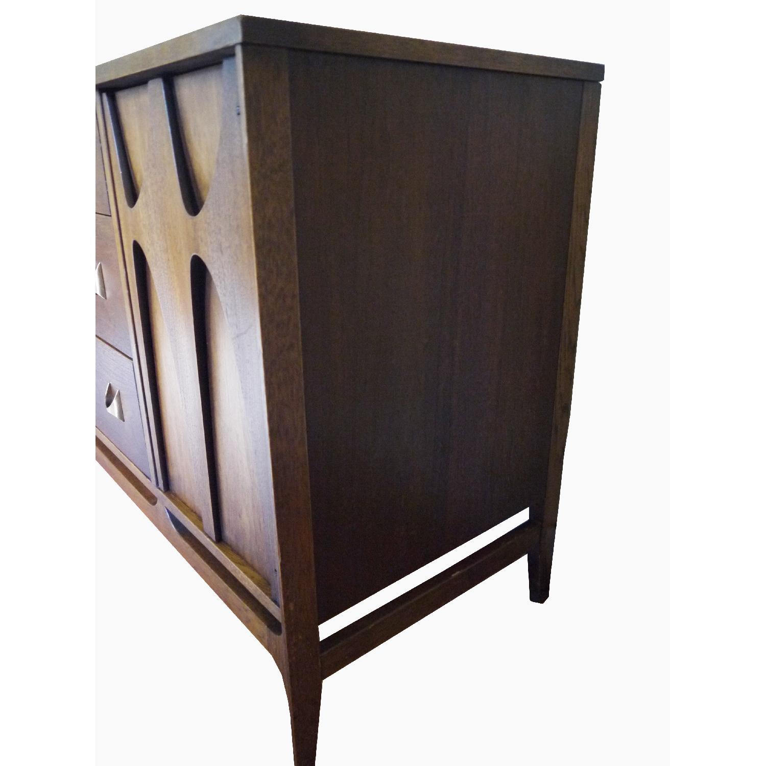 Broyhill Brasilia Premium Credenza - image-3