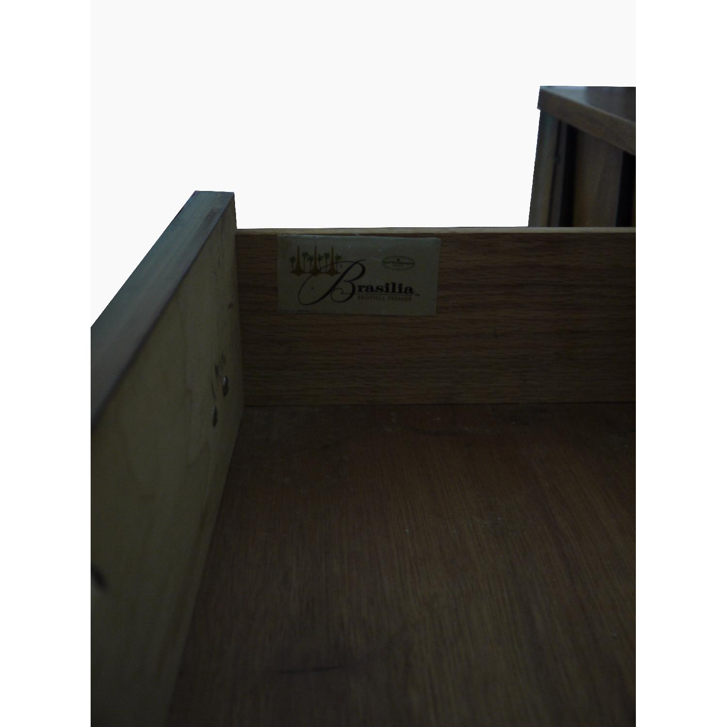 Broyhill Brasilia Premium Credenza - image-10