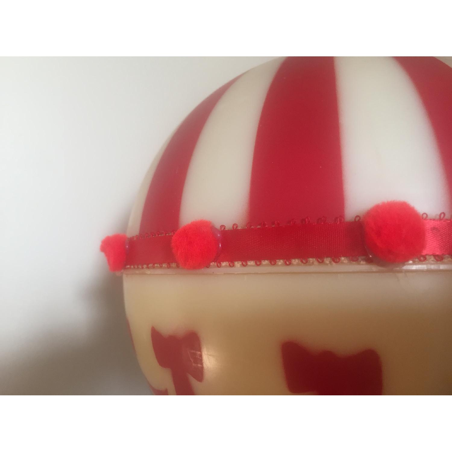 The Dolly Toy Co Red & White Hot Air Baloon Kitsch 3 Way Table Lamp - image-4