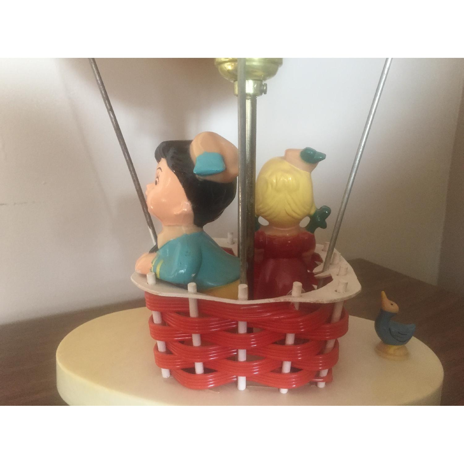 The Dolly Toy Co Red & White Hot Air Baloon Kitsch 3 Way Table Lamp - image-6