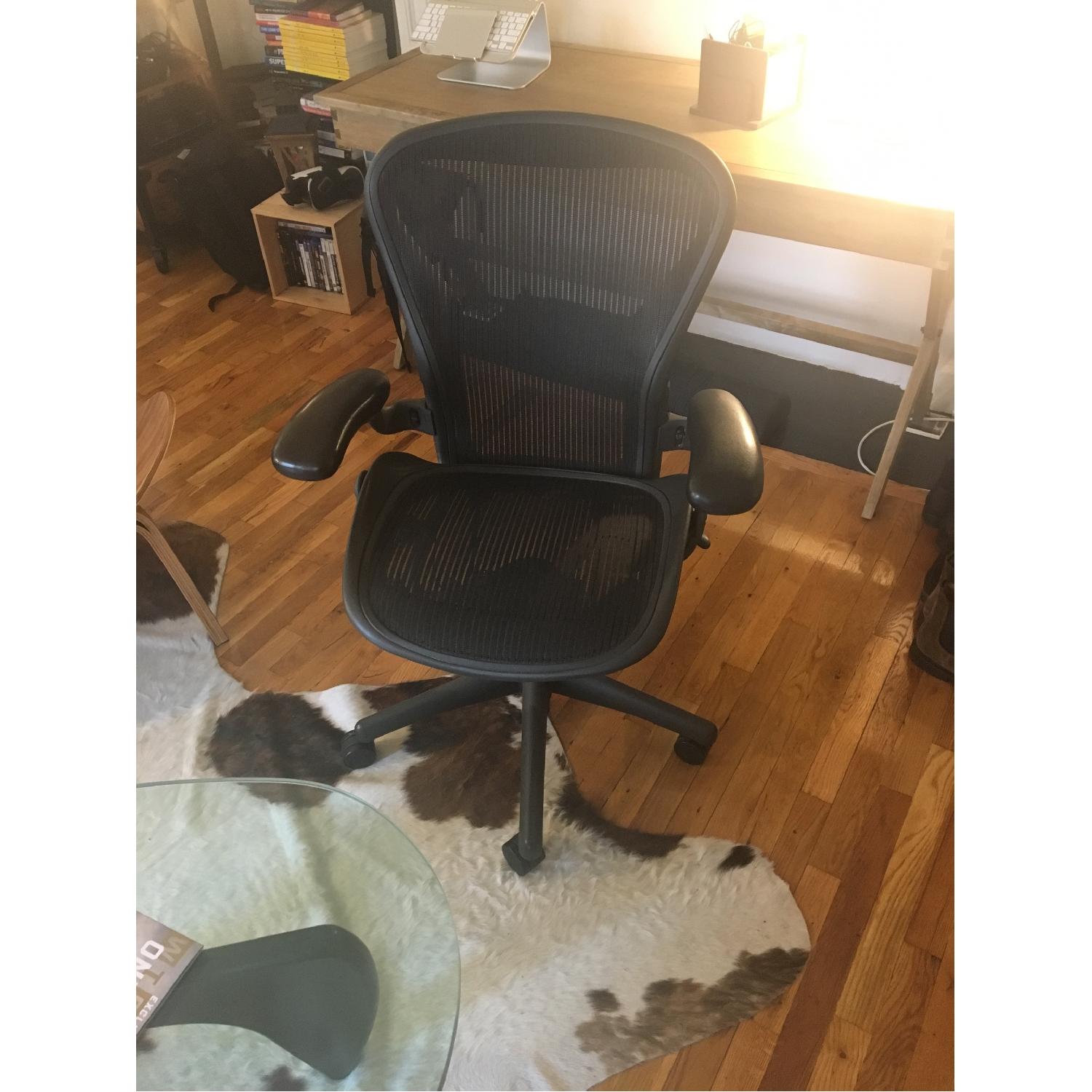 Herman Miller Aeron Chair - image-1