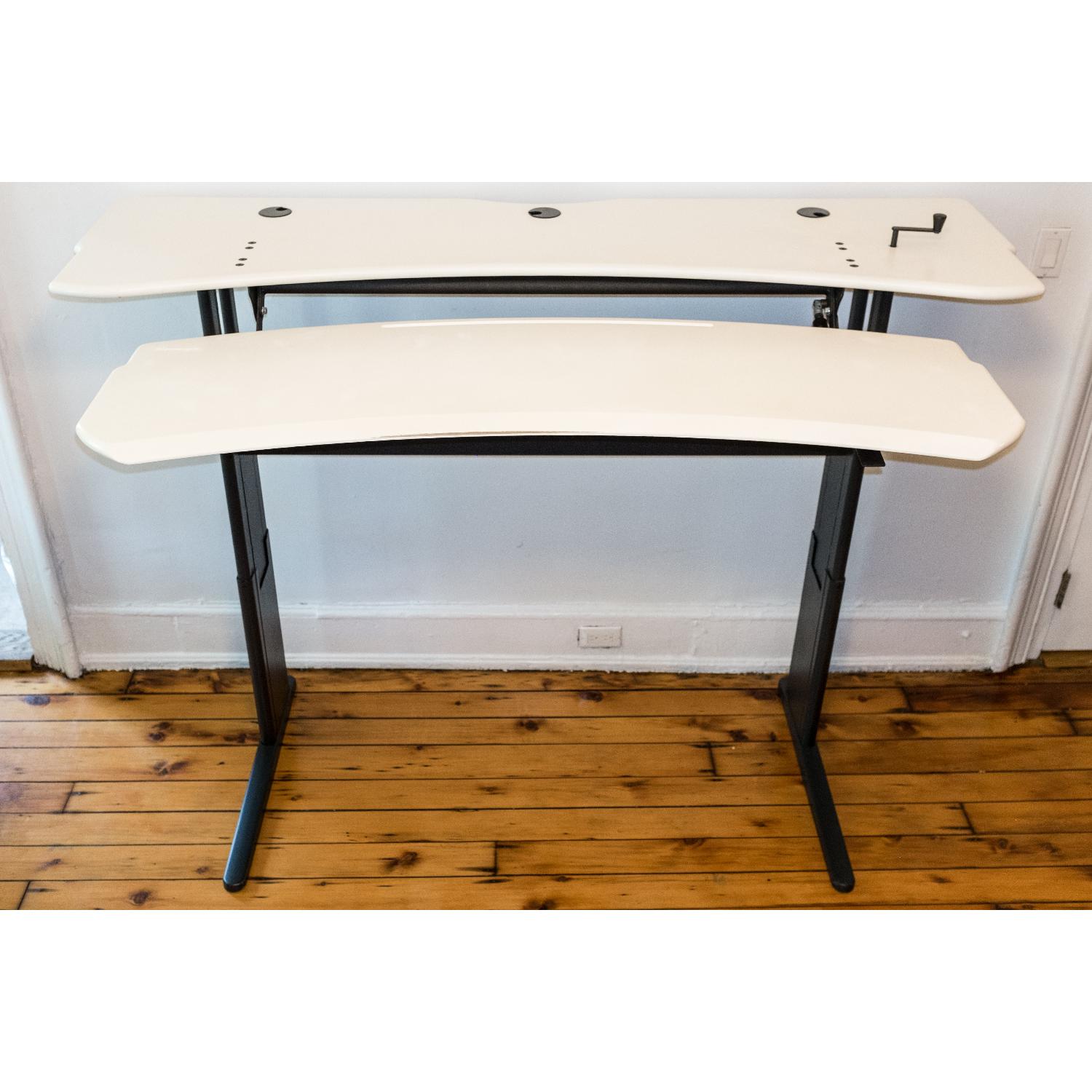Biomorph Flexo Level 3 Standing Desk - image-1